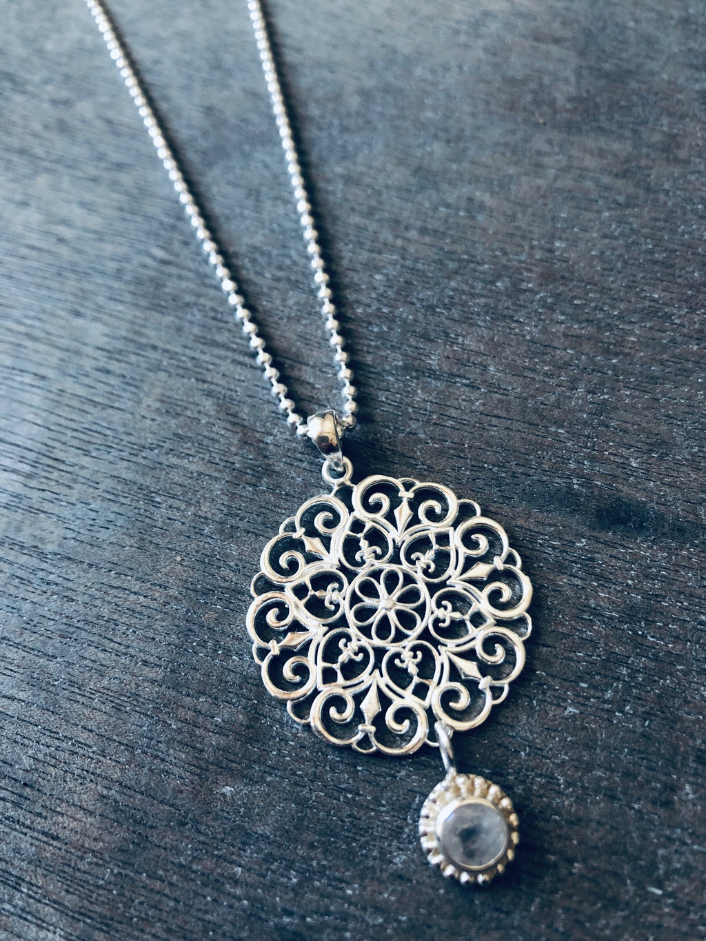 Halskette Boho mit Prenith Anhänger