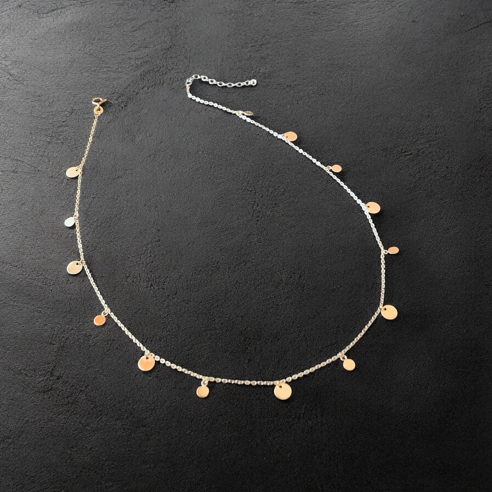 Minimalistischer Glanz für jeden Tag