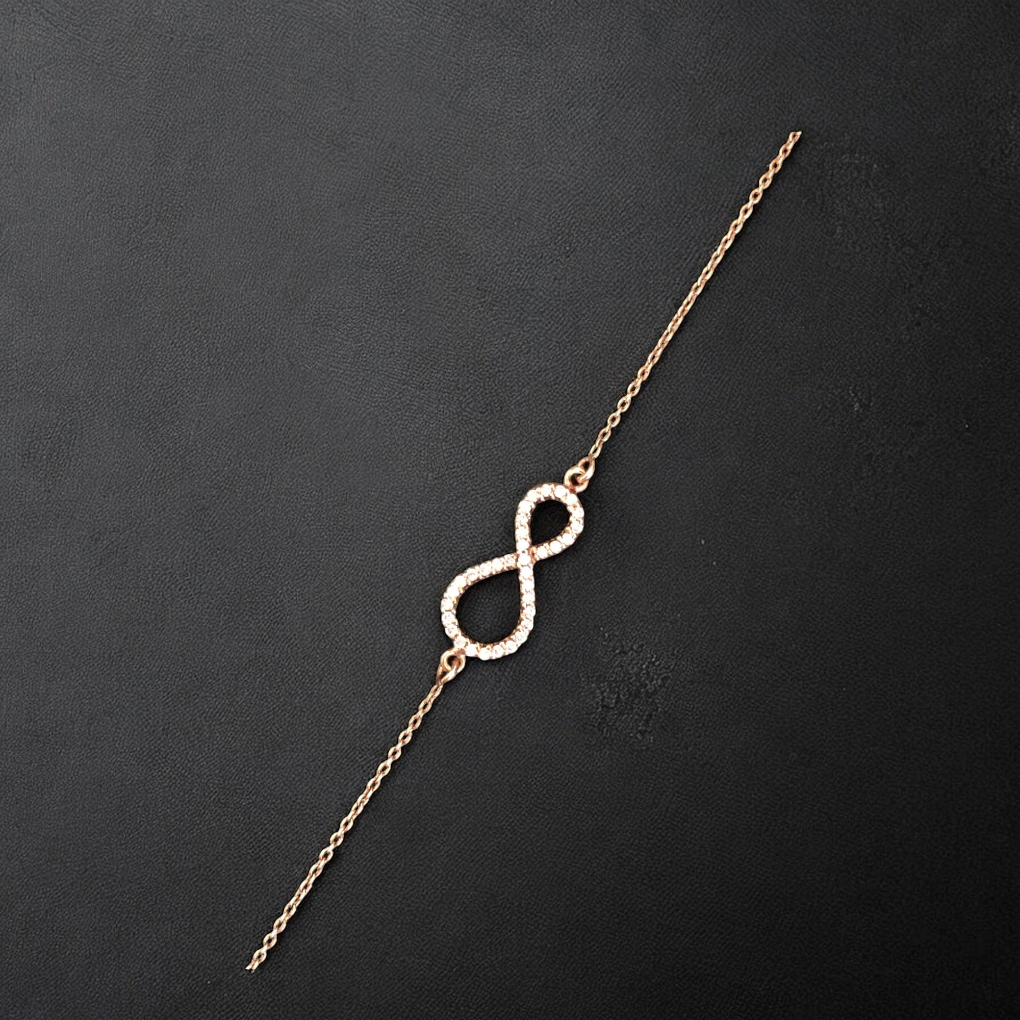 Rosé-vergoldetes "Infinity" Armband