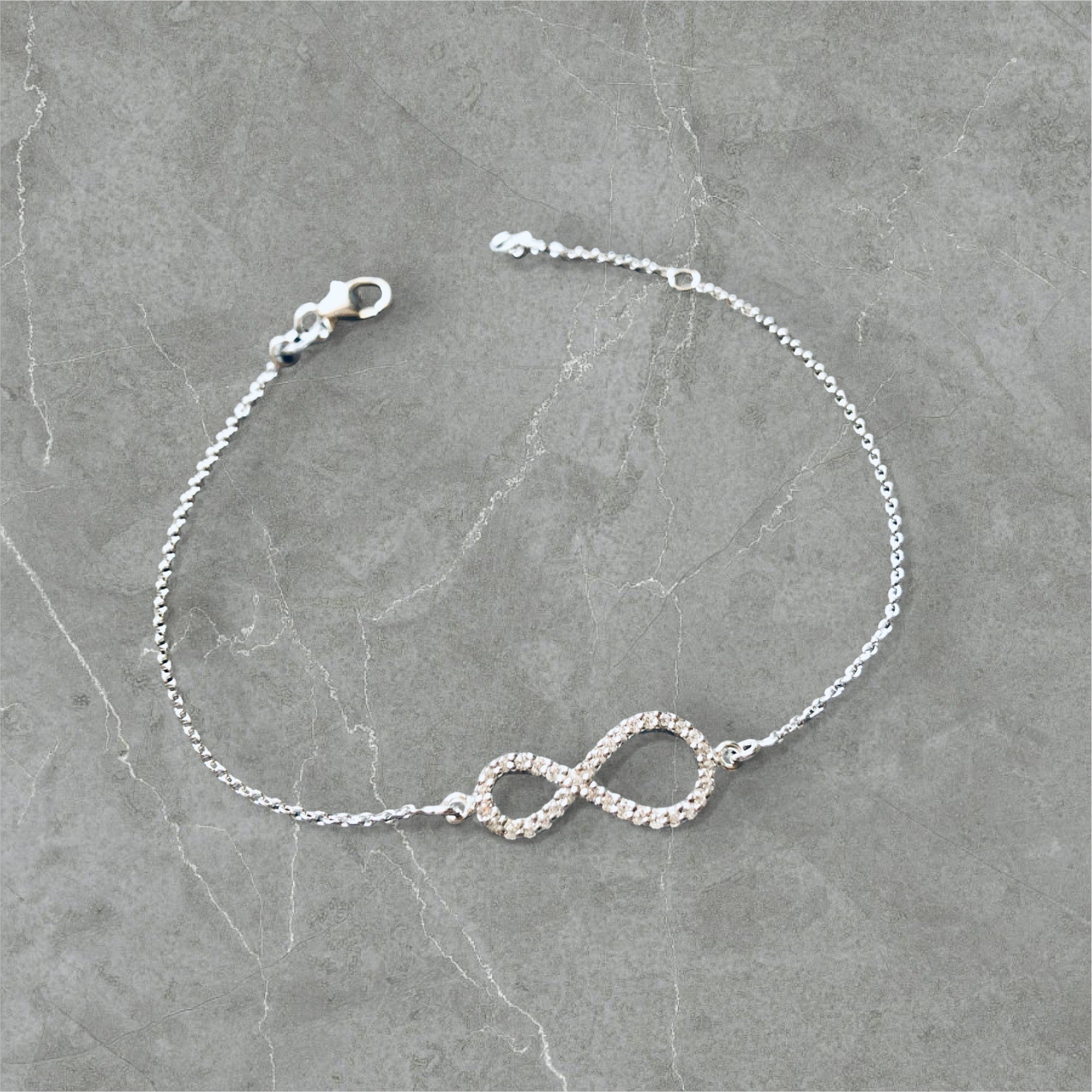 Silber "Infinity" Armband